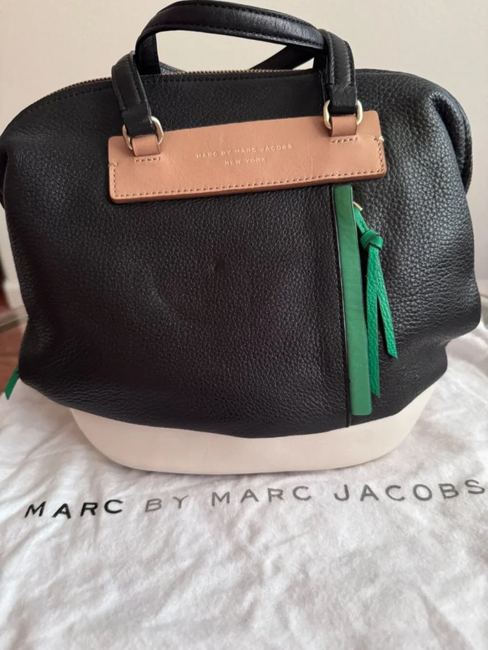 Marc by Marc Jacobs Black Colorblock Pebbled Leather Satchel Bag – Never Carried